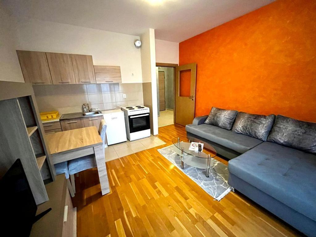 Naki Apartmani Podgorica Exterior foto