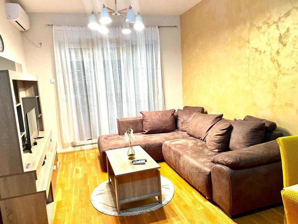 Naki Apartmani Podgorica Quarto foto